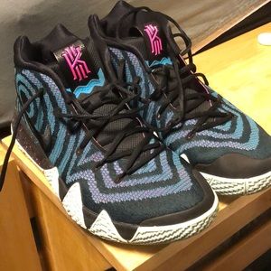 Kyrie 4 80s colorway